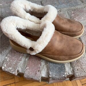 Skechers slip ins slippers size 9 like new